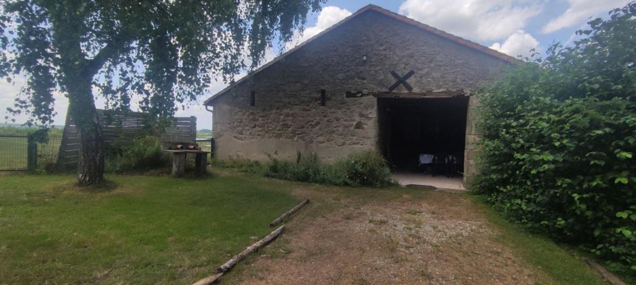 Gite De La Breneliere Ciriere Екстериор снимка